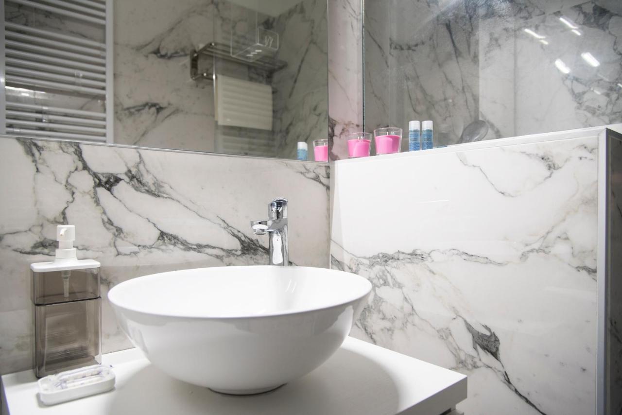 Youhosty - Sciesa 1 Milano Ngoại thất bức ảnh